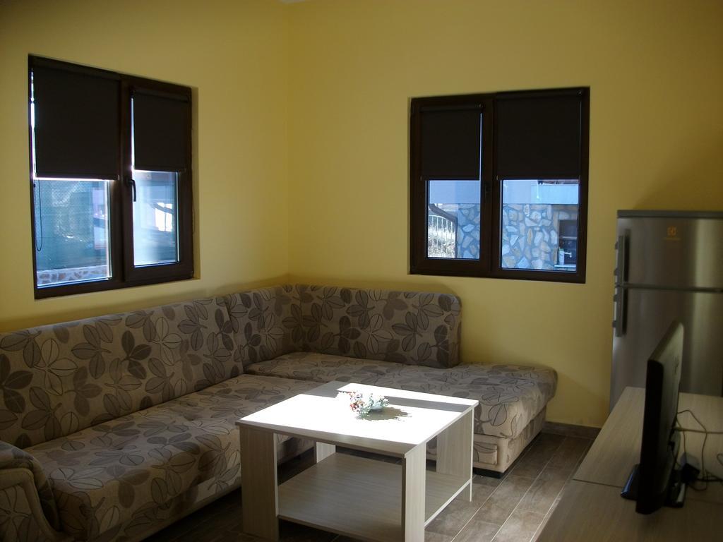 Andreevite Houses Sapareva Banya Room photo